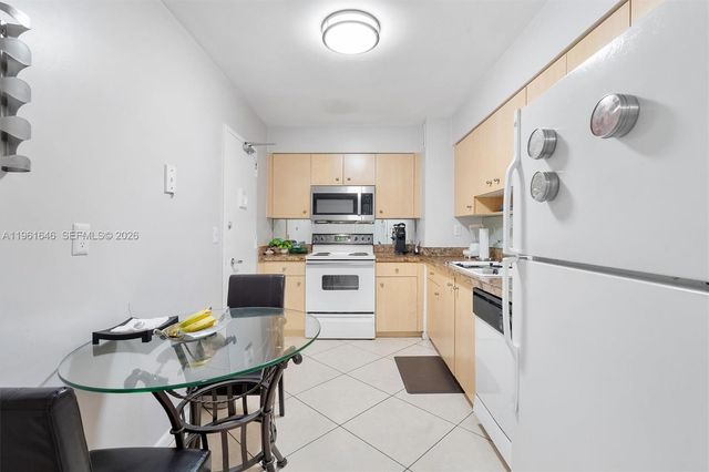 9195 Collins Ave 309, Surfside, FL 33154