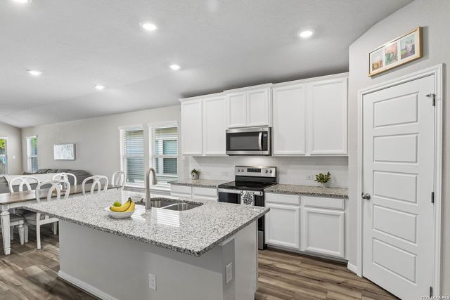 3334 Junction Bay, Converse, TX 78109