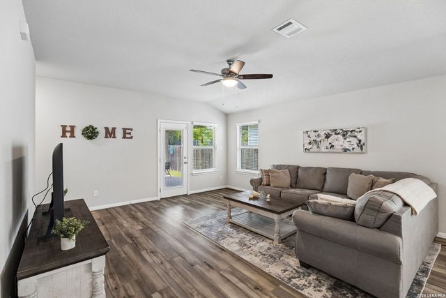 3334 Junction Bay, Converse, TX 78109