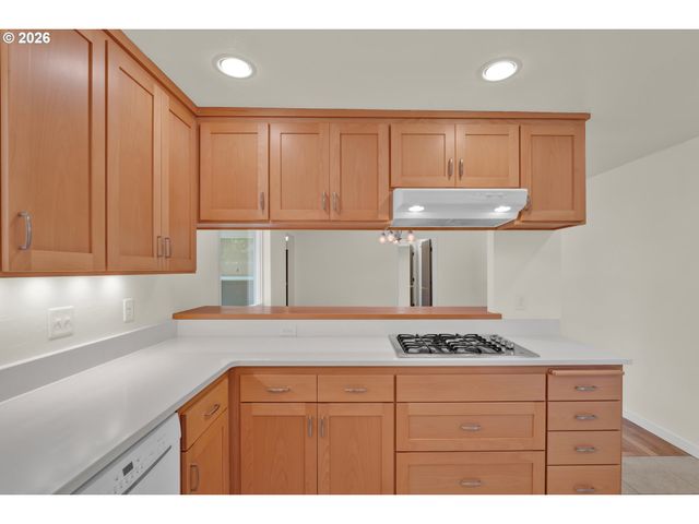 2540 TYLER St, Eugene, OR 97405