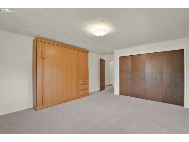 2540 TYLER St, Eugene, OR 97405