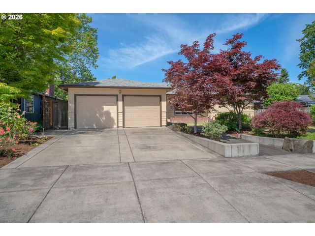 2540 TYLER St, Eugene, OR 97405
