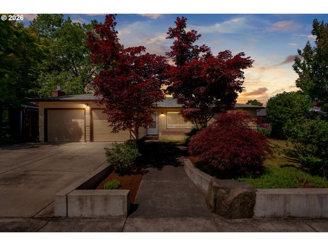 2540 TYLER St, Eugene, OR 97405