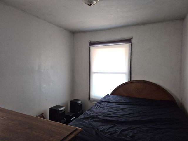 3942 Parrish Avenue, East Chicago, IN 46312