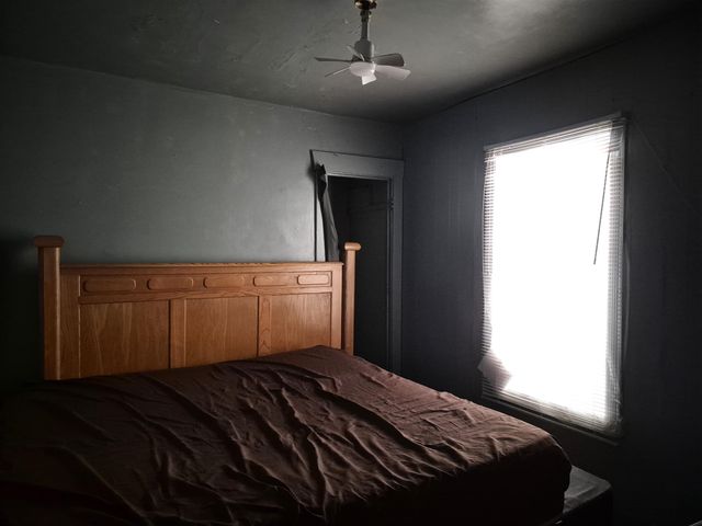 3942 Parrish Avenue, East Chicago, IN 46312