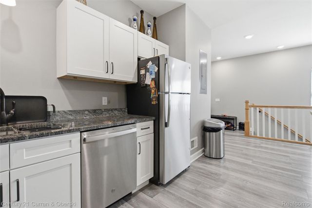 1241 E Woodward Heights Boulevard 5, Hazel Park, MI 48030