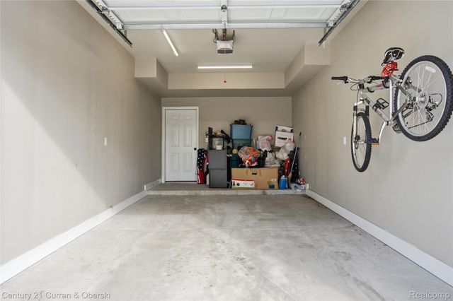 1241 E Woodward Heights Boulevard 5, Hazel Park, MI 48030