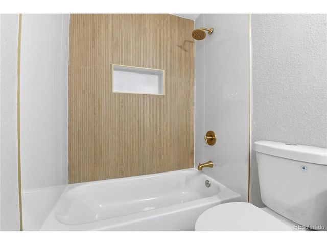 6816 Miller St, Arvada, CO 80004