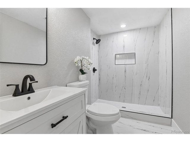 6816 Miller St, Arvada, CO 80004