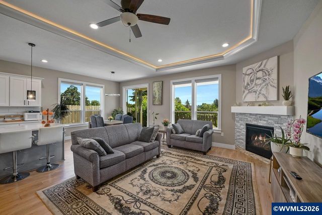 5518 Mountain Quail Dr S, Salem, OR 97306