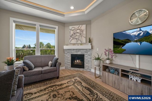 5518 Mountain Quail Dr S, Salem, OR 97306