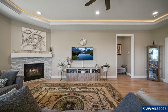 5518 Mountain Quail Dr S, Salem, OR 97306