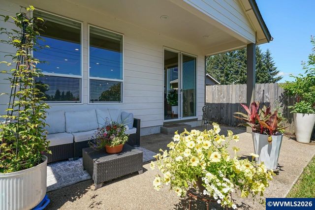 5518 Mountain Quail Dr S, Salem, OR 97306