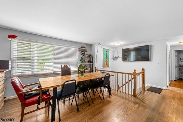160 Brook Dr, Dover Town, NJ 07801