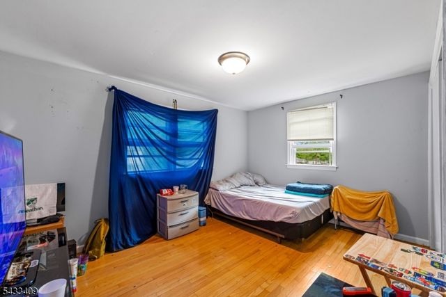 160 Brook Dr, Dover Town, NJ 07801