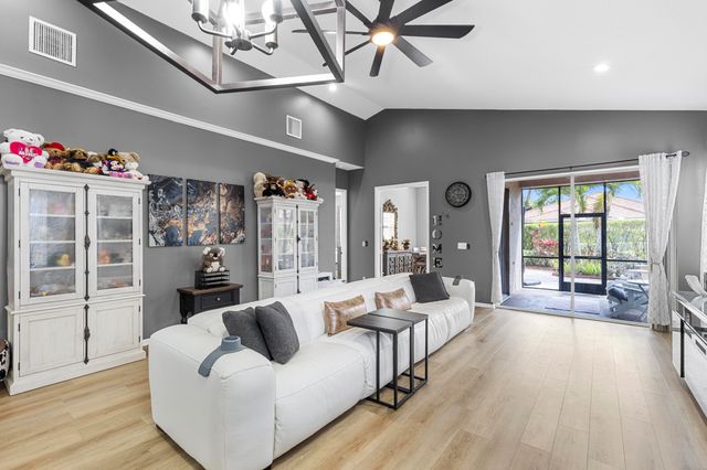 8402 Staniel Cay, West Palm Beach, FL 33411