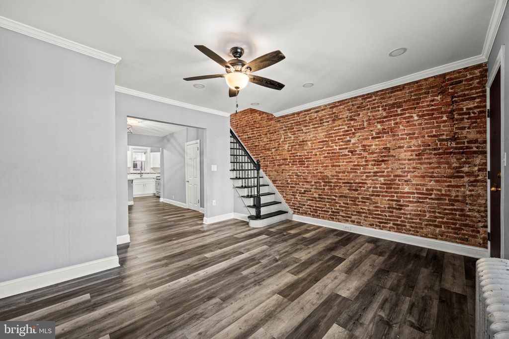 5426 WINDSOR AVE, Philadelphia, PA 19143