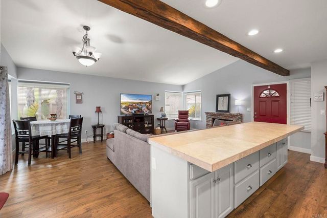 301 Winters Court, San Marcos, CA 92069