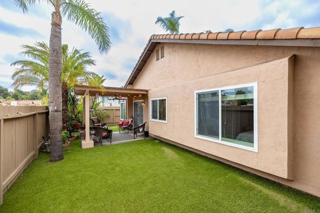 301 Winters Court, San Marcos, CA 92069