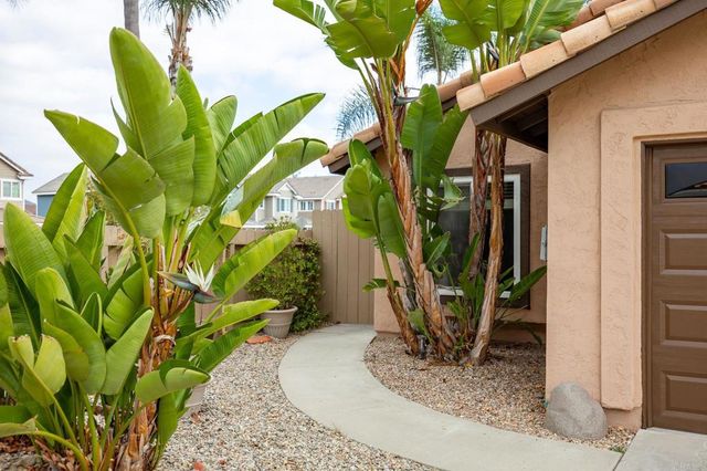 301 Winters Court, San Marcos, CA 92069