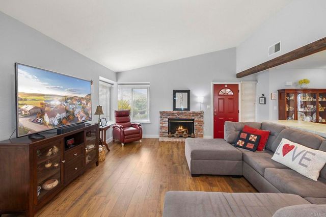 301 Winters Court, San Marcos, CA 92069