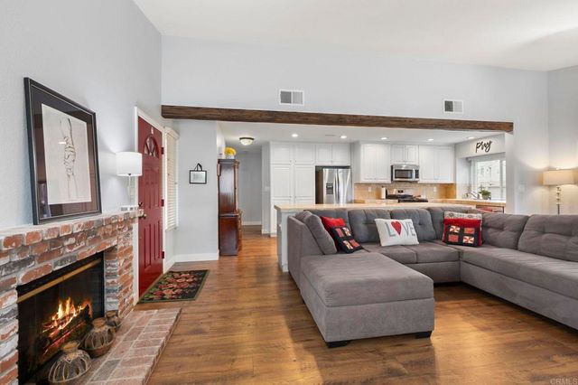 301 Winters Court, San Marcos, CA 92069