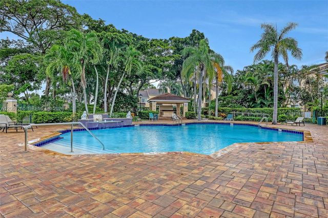 1727 Village Blvd 108, West Palm Beach, FL 33409