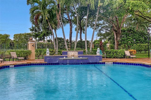 1727 Village Blvd 108, West Palm Beach, FL 33409