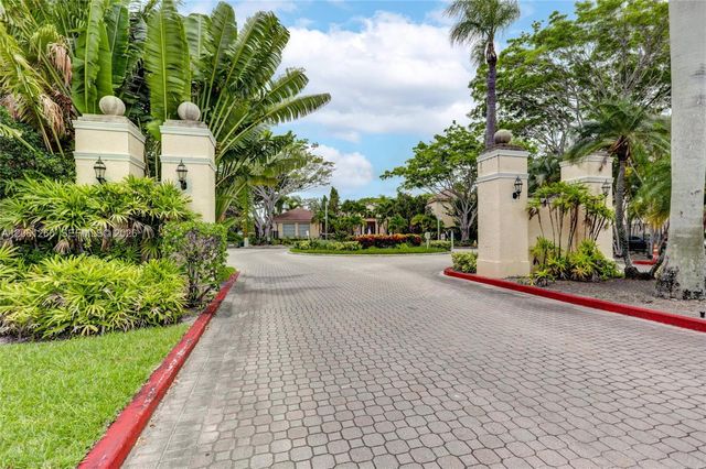 1727 Village Blvd 108, West Palm Beach, FL 33409
