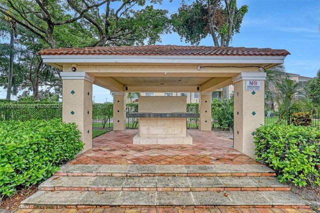 1727 Village Blvd 108, West Palm Beach, FL 33409