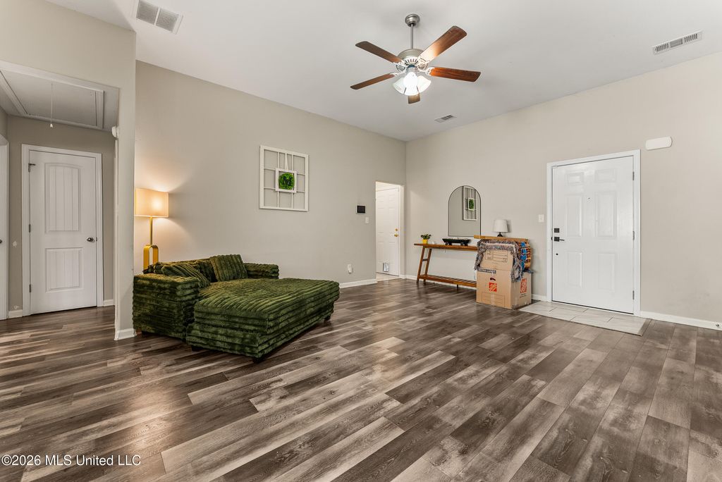 1195 E Lake Boulevard, Robinsonville, MS 38664 — photo 3