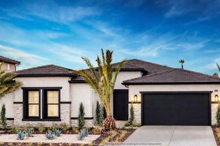 2573 N Black Oak Drive, Fresno, CA 93727