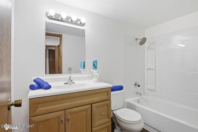 9925 Teekoana Circle, Eagle River, AK 99577