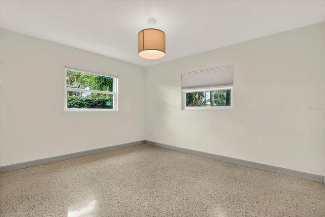 5531 13TH AVENUE N, St Petersburg, FL 33710
