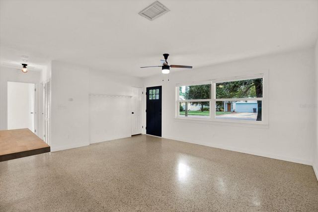 5531 13TH AVENUE N, St Petersburg, FL 33710