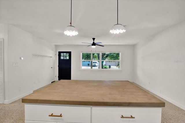 5531 13TH AVENUE N, St Petersburg, FL 33710