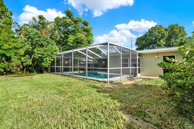5531 13TH AVENUE N, St Petersburg, FL 33710