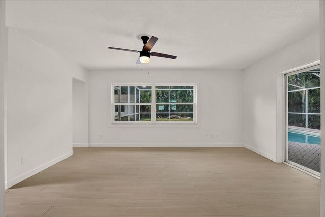 5531 13TH AVENUE N, St Petersburg, FL 33710