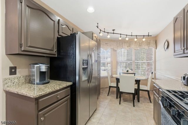 1202 Magnolia Ct, Washington Twp., NJ 07840