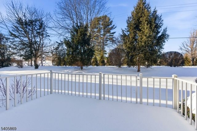 1202 Magnolia Ct, Washington Twp., NJ 07840