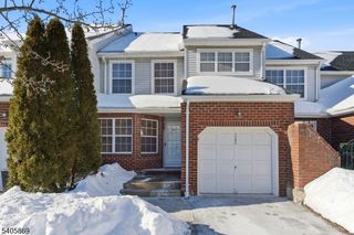 1202 Magnolia Ct, Washington Twp., NJ 07840