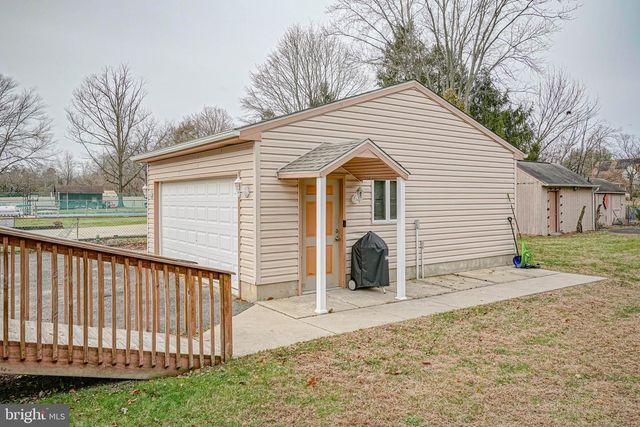 2355 BARTRAM AVE, Atco, NJ 08004