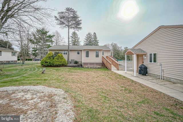 2355 BARTRAM AVE, Atco, NJ 08004