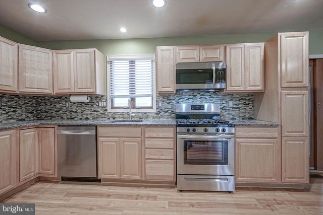 2355 BARTRAM AVE, Atco, NJ 08004