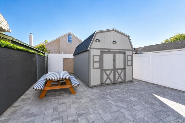 111-18 124th Street, South Ozone Park, NY 11420