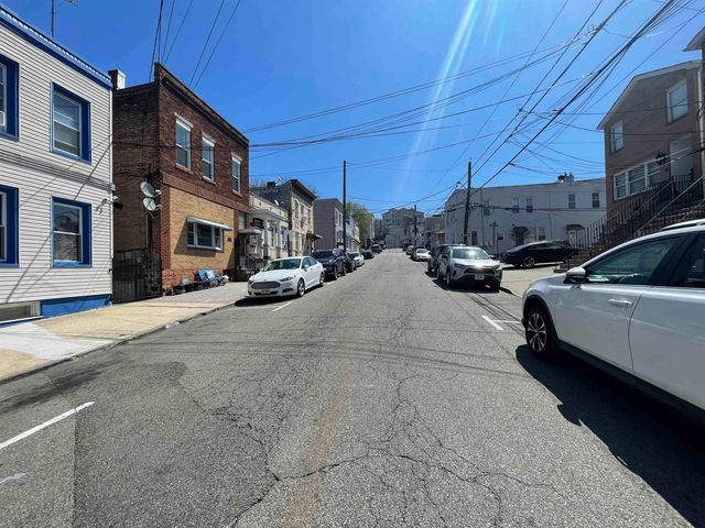 1405 44TH ST, North Bergen, NJ 07047