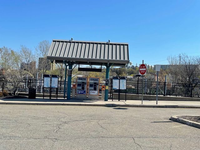 1405 44TH ST, North Bergen, NJ 07047