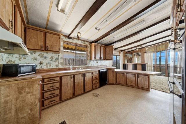 5830 Robin Hill 10, Lakeport, CA 95453