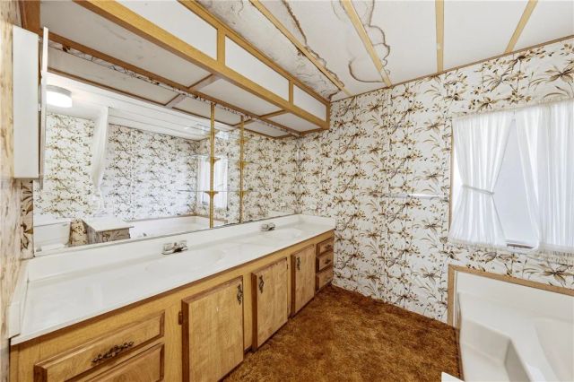 5830 Robin Hill 10, Lakeport, CA 95453