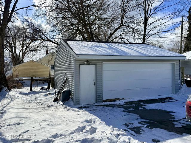 326 Orville Drive, Toledo, OH 43612